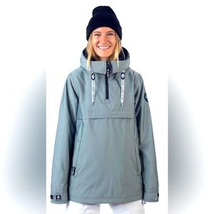 NWT Nikita Hemlock Pullover Jacket